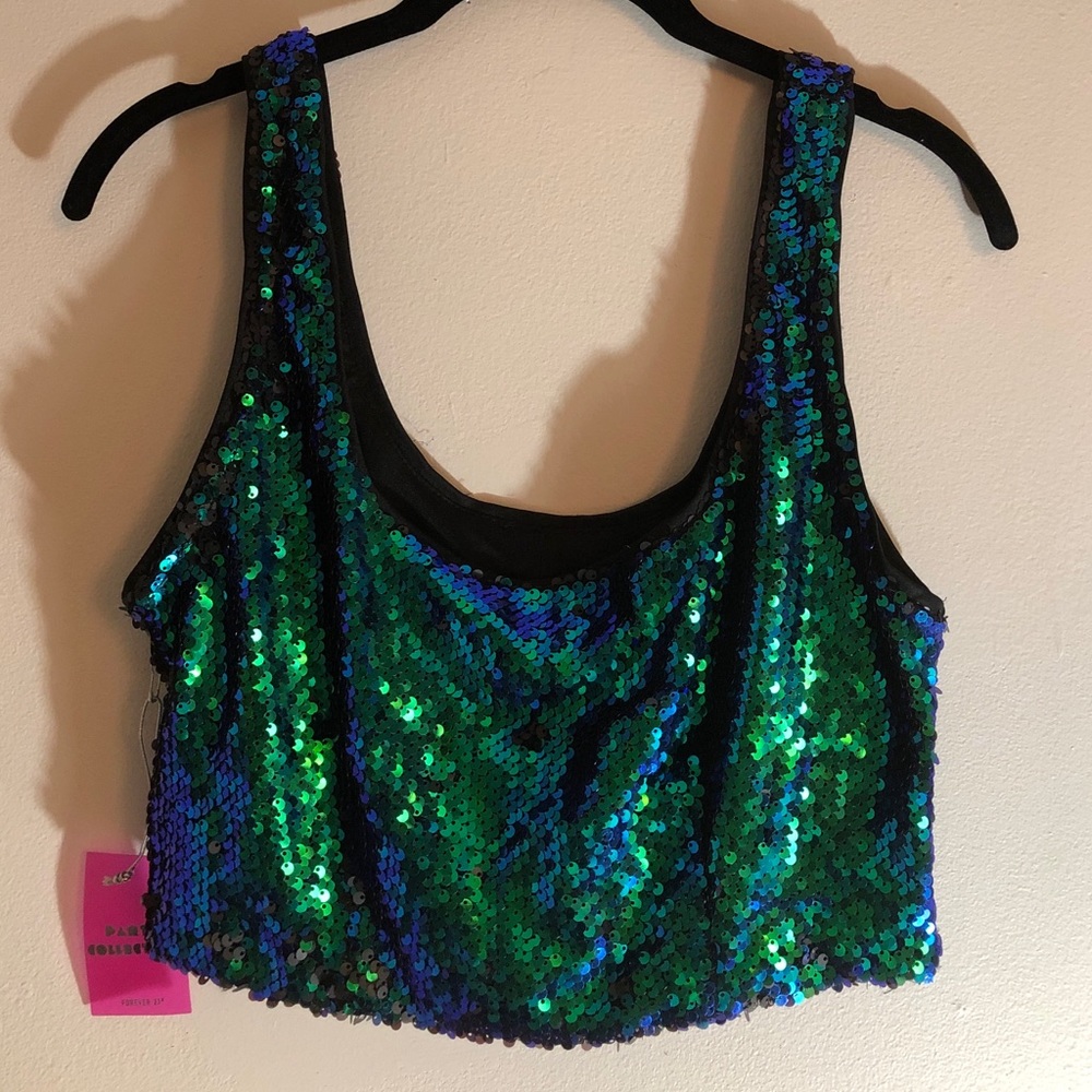 NWT Mermaid crop top Forever 21